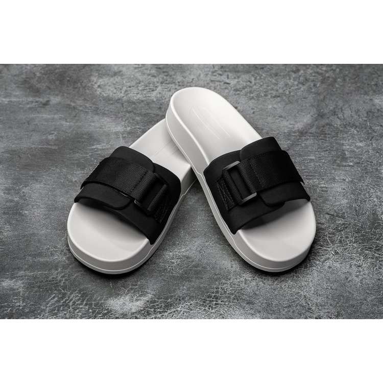 Chanclas Nobull Black Ivory Adjustable Chanclas Hombre Negros Blancos | MX-79710