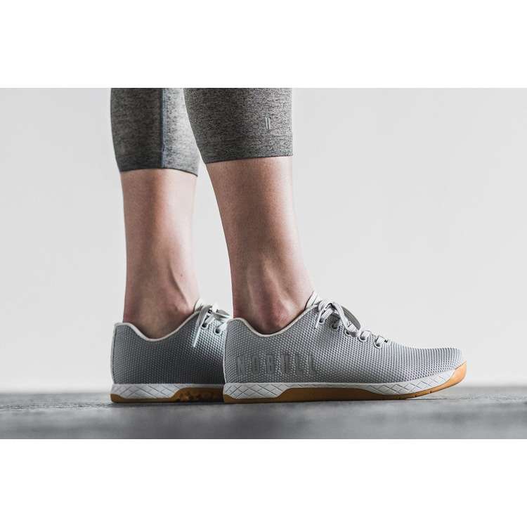 Tenis Deportivos Nobull Arctic Gum Trainer Mujer Grises | MX-85099