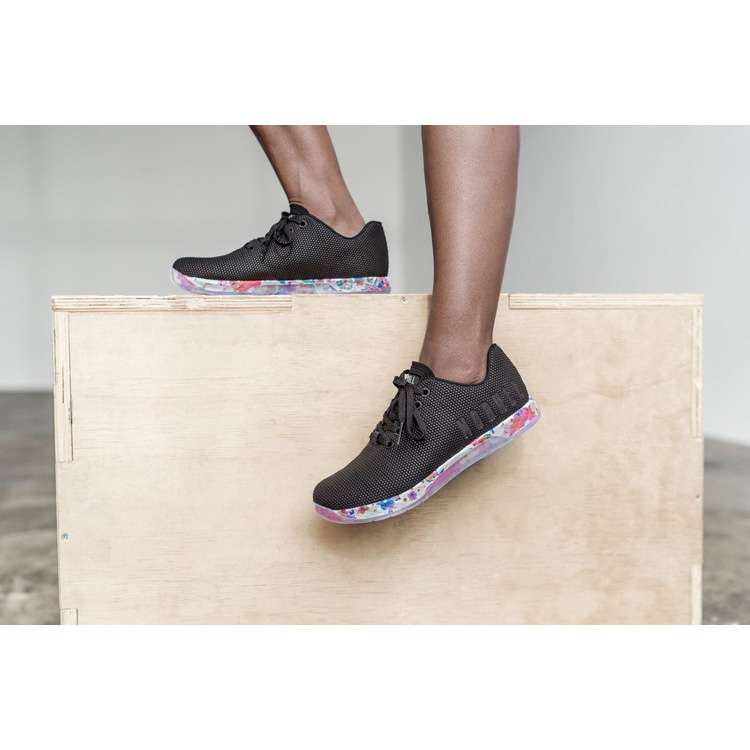 Tenis Deportivos Nobull Black Daisy Trainer Mujer Negros Rojos | MX-74591