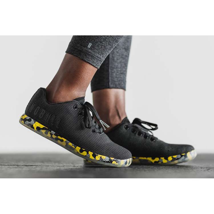 Tenis Deportivos Nobull Black Radial Trainer Mujer Negros Amarillos | MX-20335