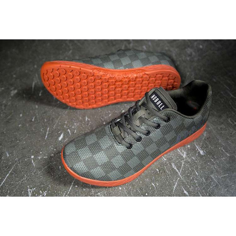 Tenis Deportivos Nobull Chess Trainer Hombre Verde Oliva | MX-70276