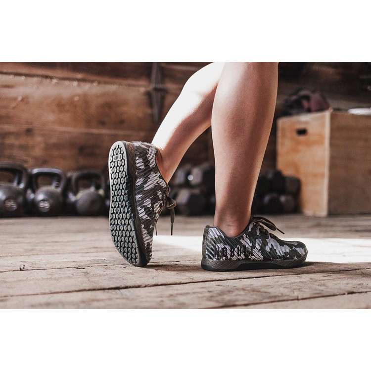 Tenis Deportivos Nobull Field Camo Trainer Mujer Blancos Verdes | MX-20741