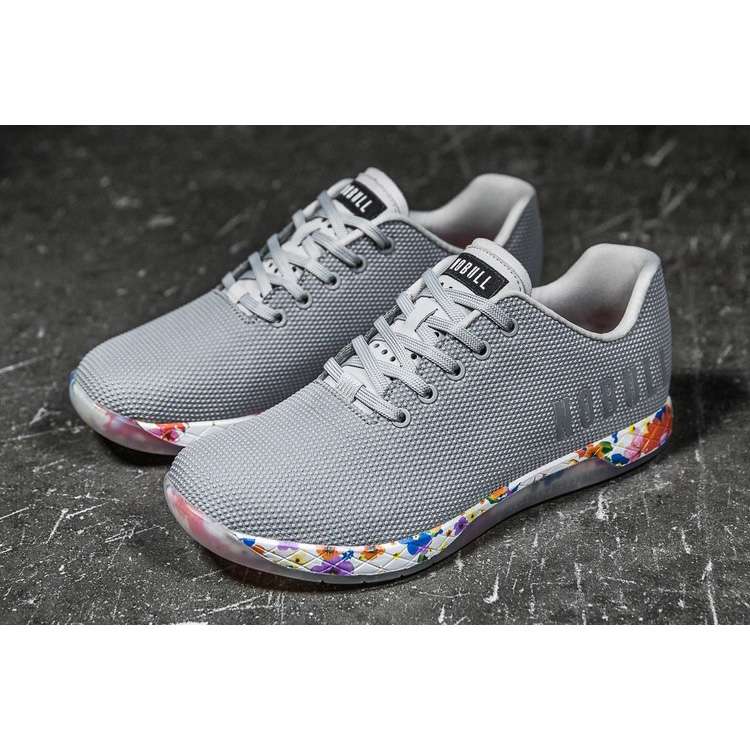 Tenis Deportivos Nobull Grey Daisy Trainer Mujer Grises Multicolor | MX-27572