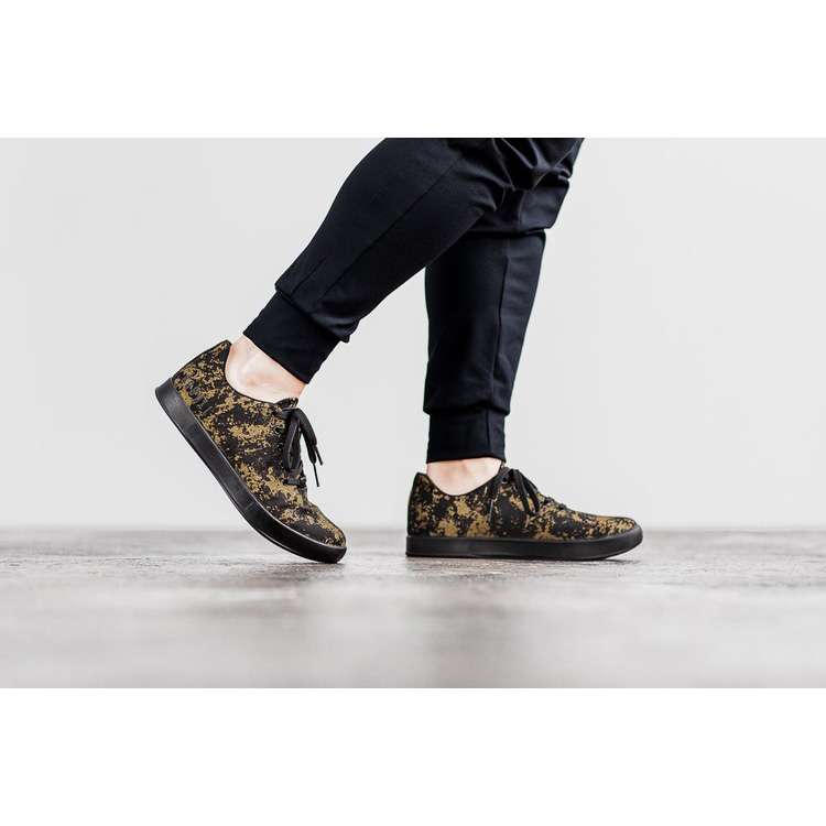 Tenis Deportivos Nobull Pride Lona Trainer Mujer Negros Amarillos | MX-64017