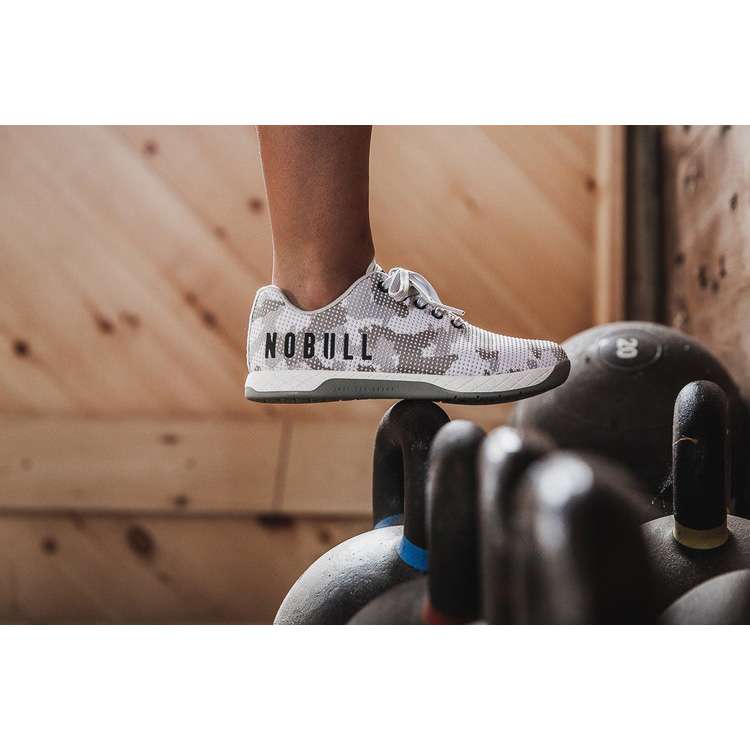 Tenis Deportivos Nobull Snow Camo Trainer Mujer Blancos Grises | MX-64115