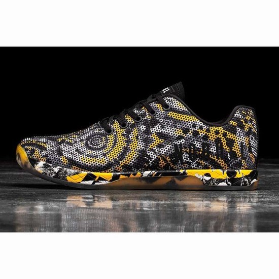 Tenis Deportivos Nobull Artists For Humanity Trainer Mujer Negros Grises Amarillos | MX-14883