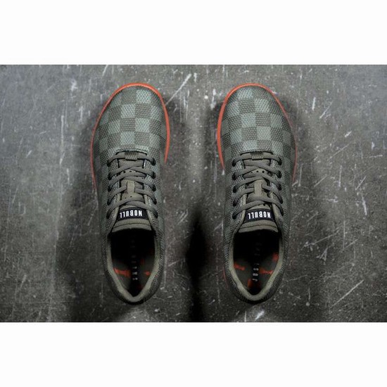 Tenis Deportivos Nobull Chess Trainer Hombre Verde Oliva | MX-70276